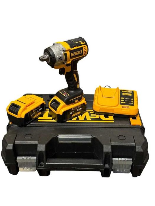 Акумуляторний гайковерт DeWalt DCF922NEW (48V, 8AH). АКБ