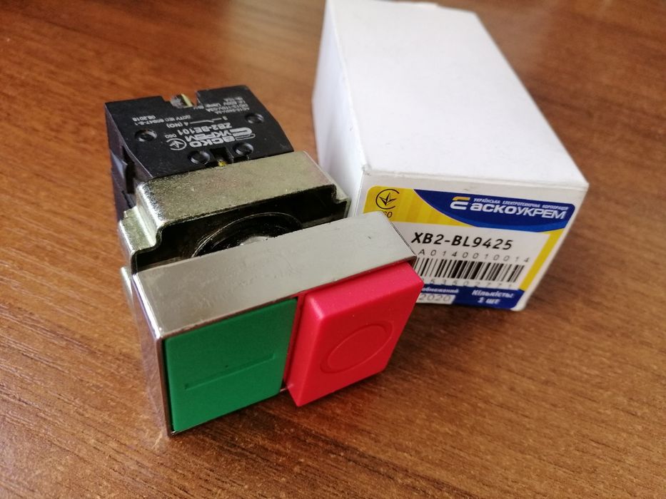 Кнопки Аско, Schneider, IEK