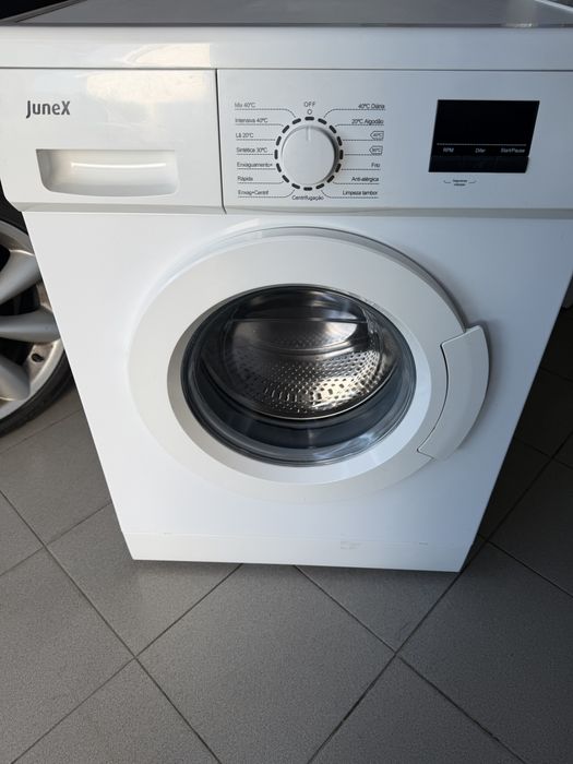 Maquina Roupa Junex muito bom estado como nova