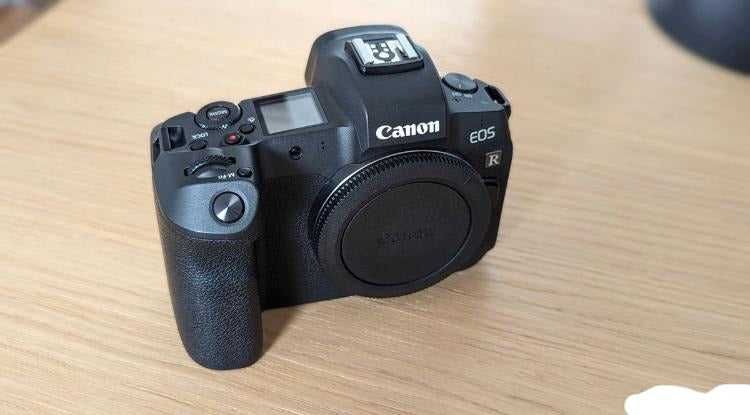 Aparat Canon Eos R