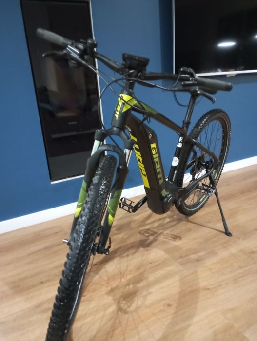 Rower elektryczny GIANT Explore