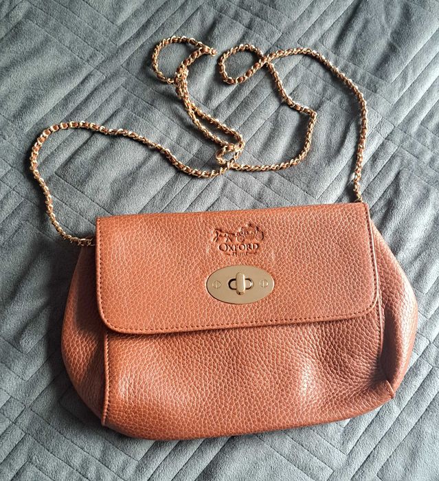 Bolsa/Carteira com Aba e Fecho Metálico - Castanha