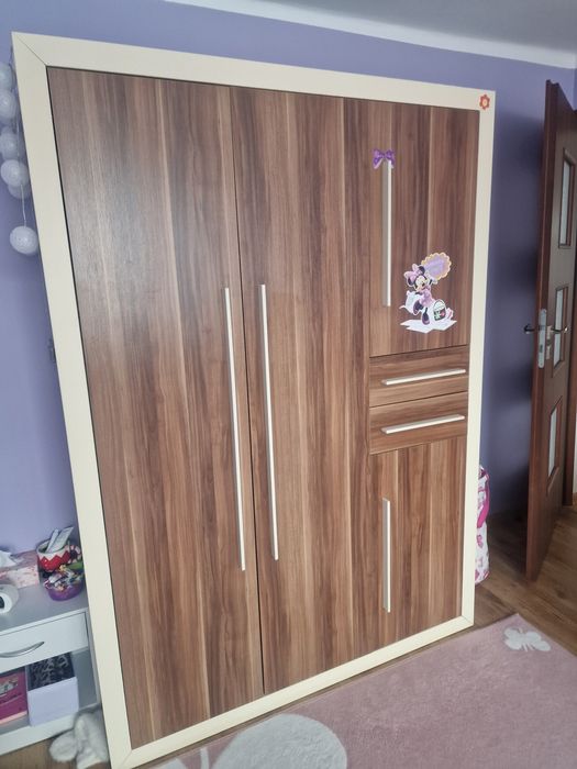 Komplet mebli - szafa, regał,  komin, komoda - w cenie nowej szafy !