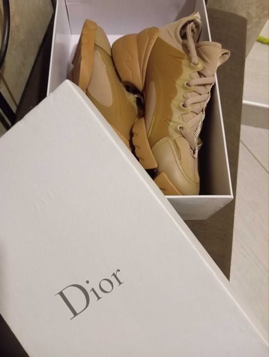 крассовки  Кристиан Диор