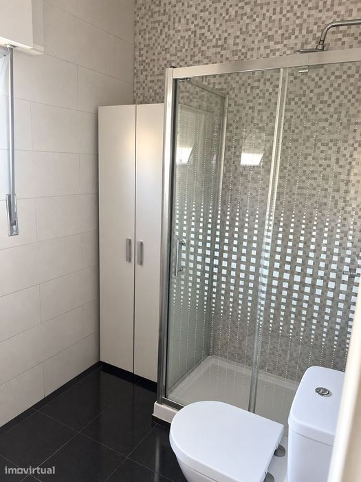 T2 - Remodelado - Varanda / Moita
