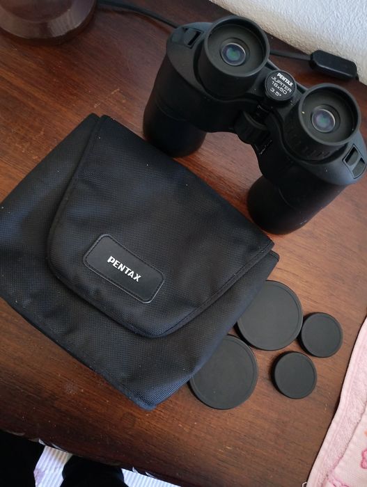 Binóculos Pentax Jupiter 16x50: Ampliação Potente e Imagens Brilhantes