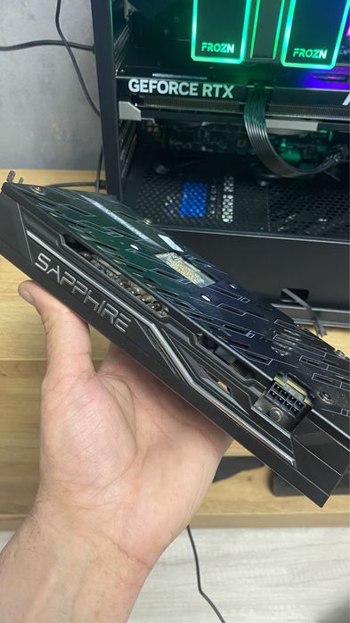 Продам видеокарту amd rx590 8gb sapphire