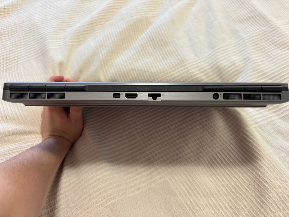 Laptop DELL Precision 7560 | i9-11950H / 64GB RAM / 1024GB SSD / 15.6"