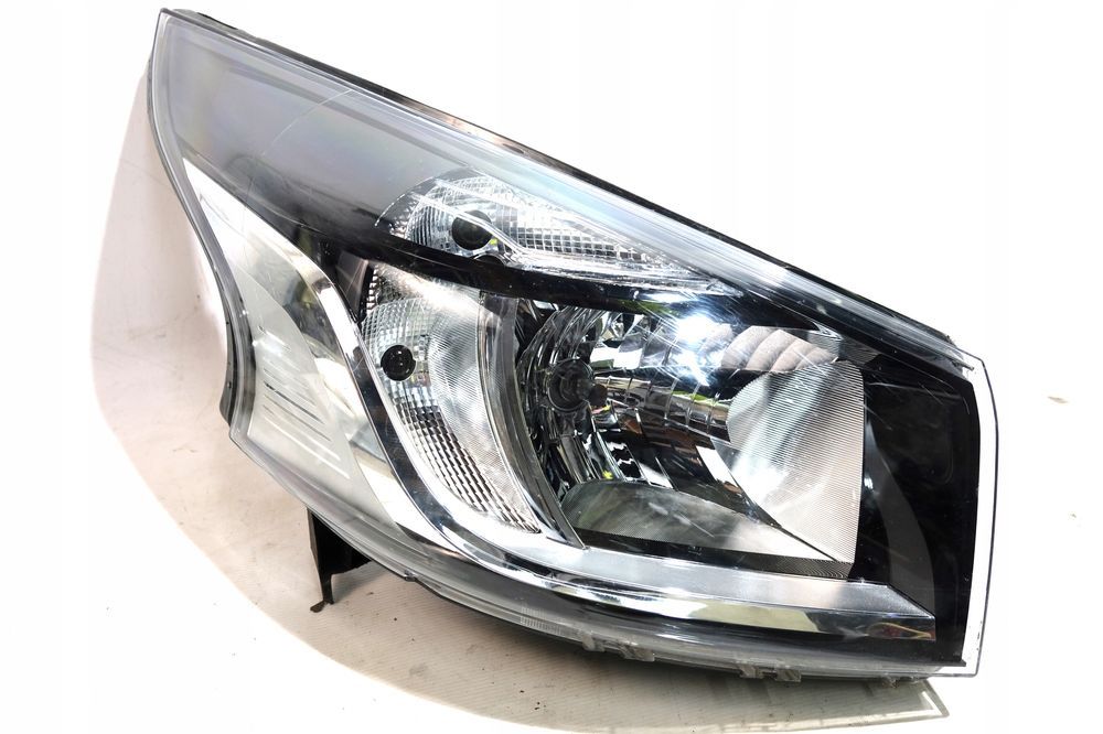 lampa prawy przód renault trafic iii vivaro iii