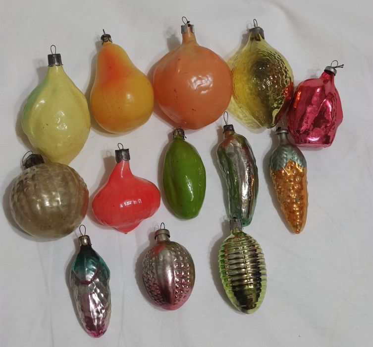 Ёлочные игрушки новогодние времён СССР