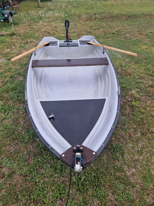 Łódz wędkarska  Lobster 380 + Silnik HASWING 55 lbs + AGM 100 Ah + Nowe wiosła