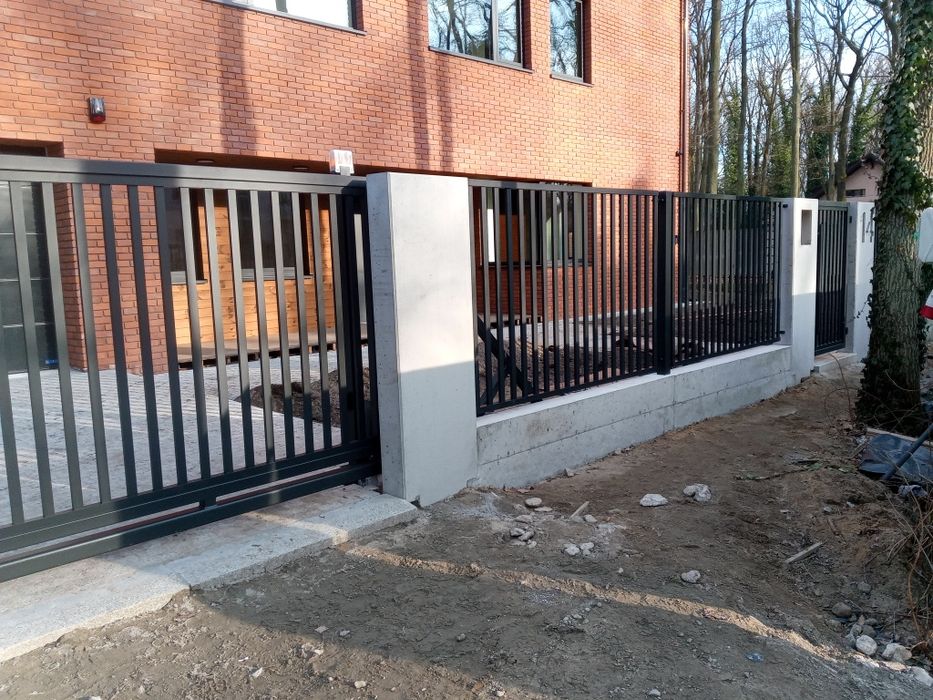 Ogrodzenie przesła bramy