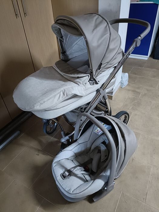 Carrinho bebé Bébécar como novo