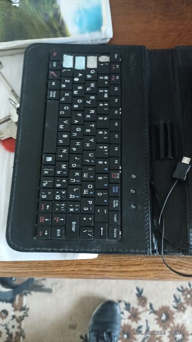 Продам б/в планшет