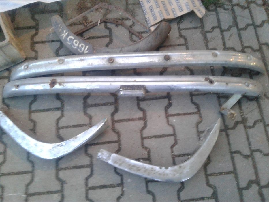PRL Duży Fiat Wartburg Zderzaki Przód Tył Zderzak Przedni Tylny Chrom