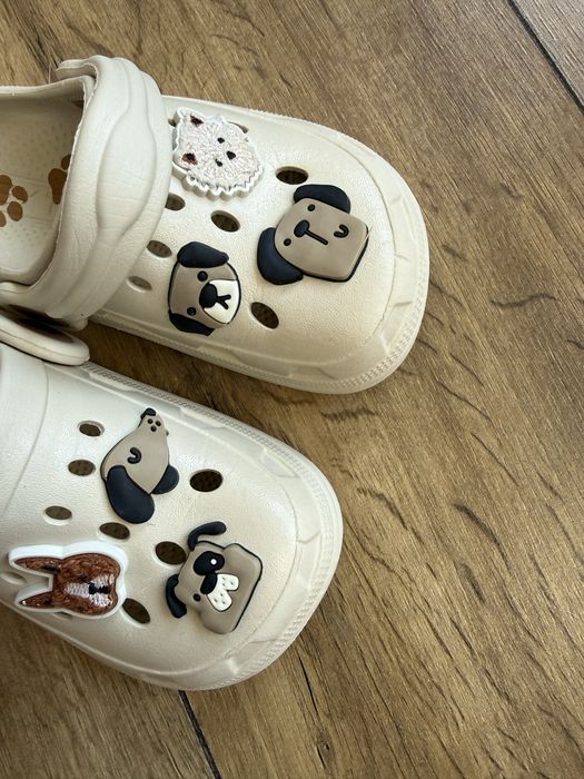 Продам шльопанці Next