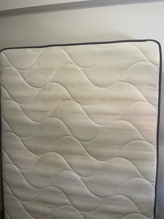 Estrutura de cama mais colchao