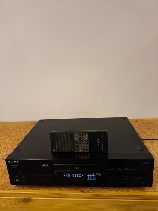 Sony ES cdp x 202 ES z oryginalnym pilotem