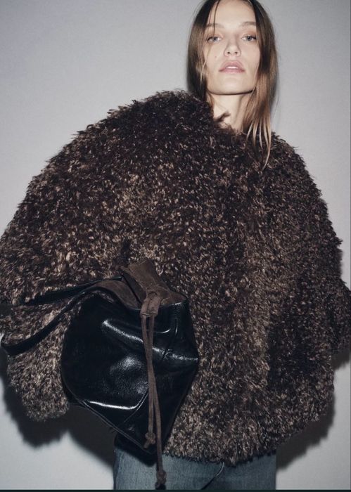 Продам шубку ZARA