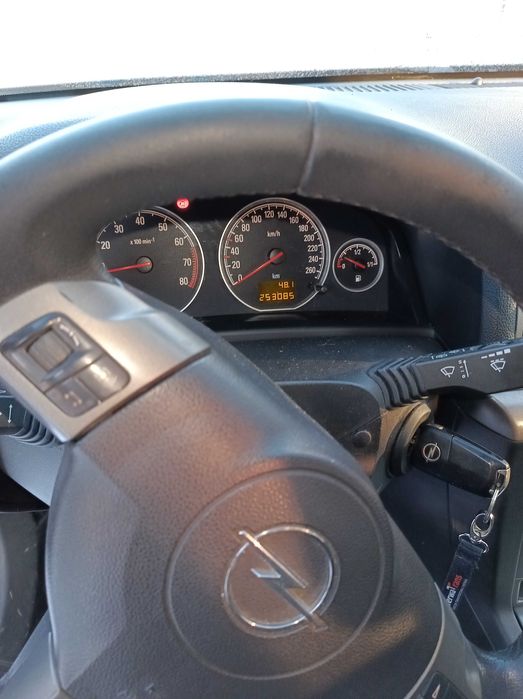 2006 Opel vectra c 2.2 direct benzyna 155KM
