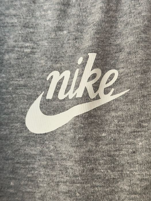 Dresy Nike XS spodnie dresowe damskie haft szare nowa kolekcja