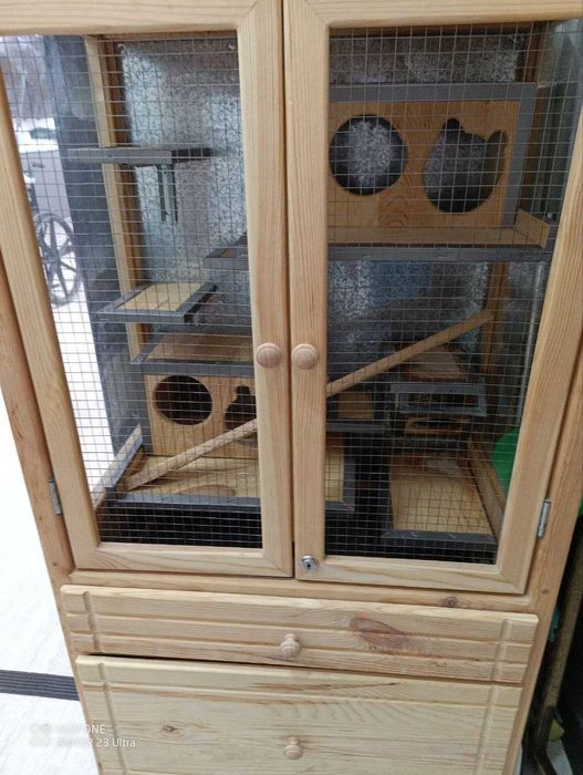 Витрина для шиншилл