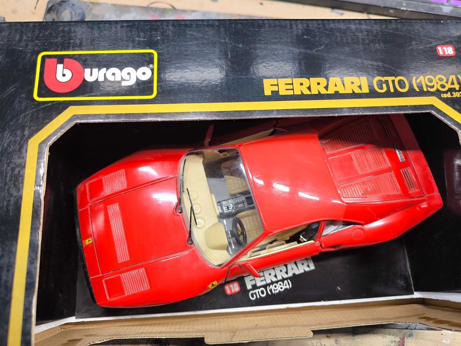 ferrari gto bburago 1/18 diecast metal models