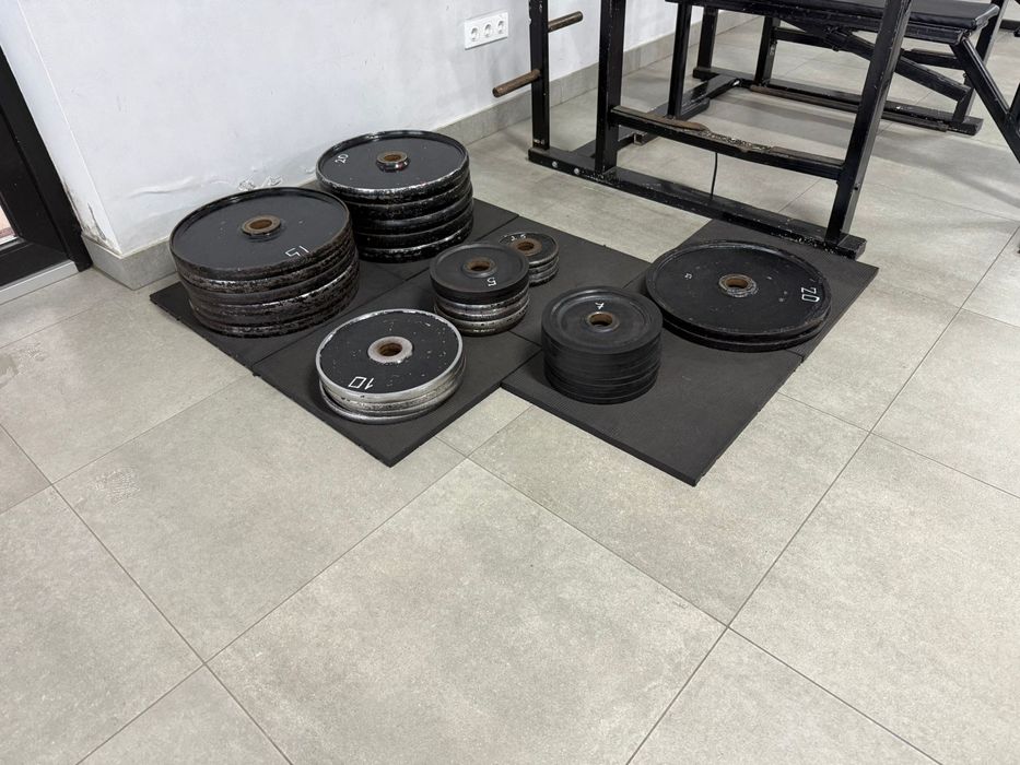 Тренажери жим ног і Сміт хамер бліни олімпійки