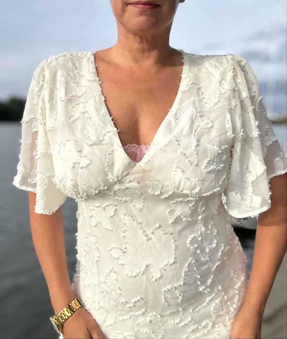 Boohoo biała długa suknia kwiaty hafty 42/44 XXL