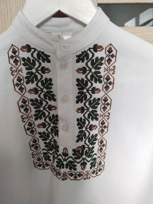 Оригінальна  лляна  вишиванка tapppir