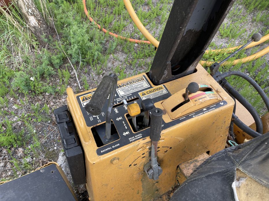 CASE 660 koparka łańcuchowa 4x4 zamiana