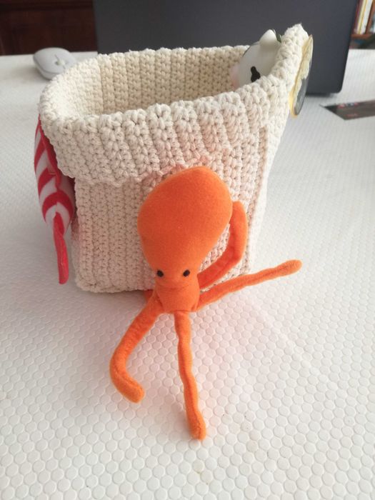 Caixa de arrumação em linha com ventosa decorada com peixes