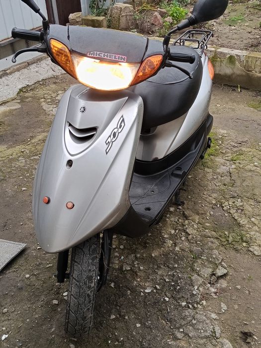 Обменяю два скутера на авто