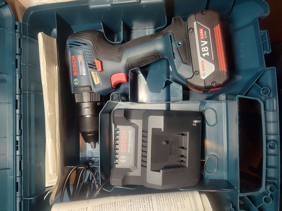 Wkrętarka Bosch GSB 18V-55 + Aku 4.0Ah