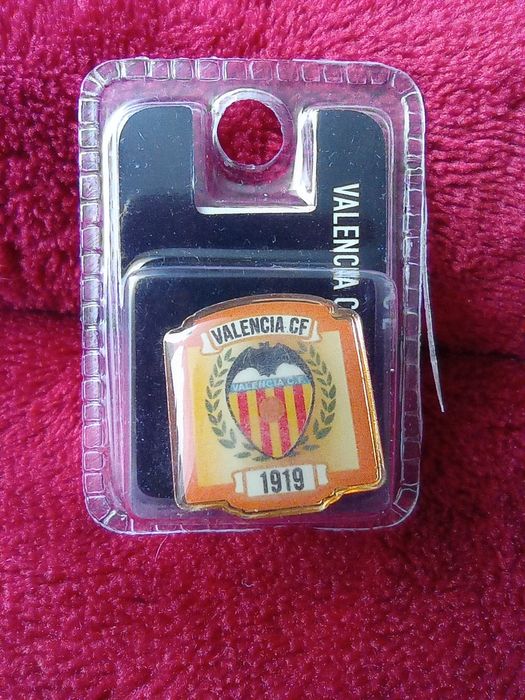 Przypinka, pins Valencia