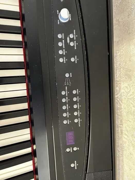 Синтезатор korg sp-280 с педалью - б/у