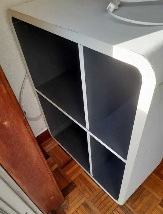 Secretária branca- 1,41 m x 58 cm x 75 cm