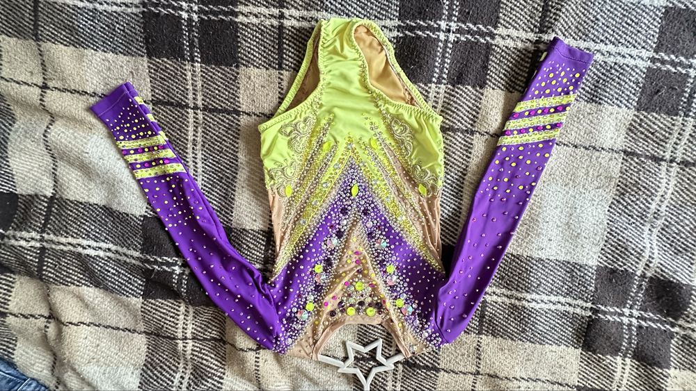 Купальник для художньої гімнастики