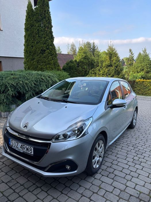 Peugeot 208 Super stan