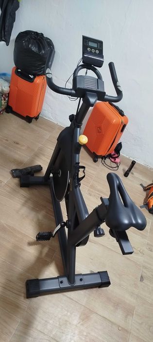 Bicicleta ergométrica como nova.