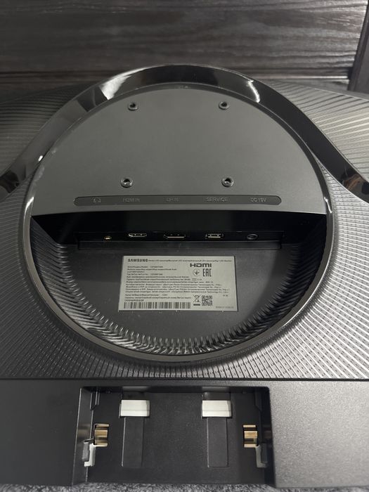 2К Монитор 27" Samsung Odyssey G5