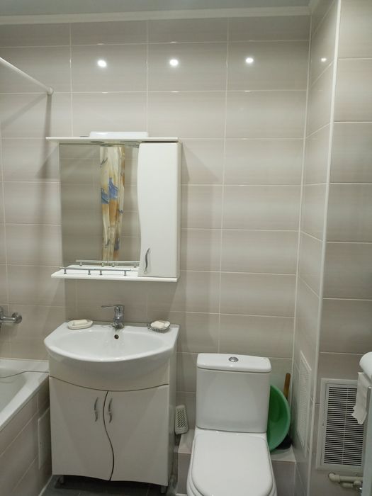 Аренда квартиры.Посуточно/Понедельно/м.Вокзальная.Университет."ADONIS"