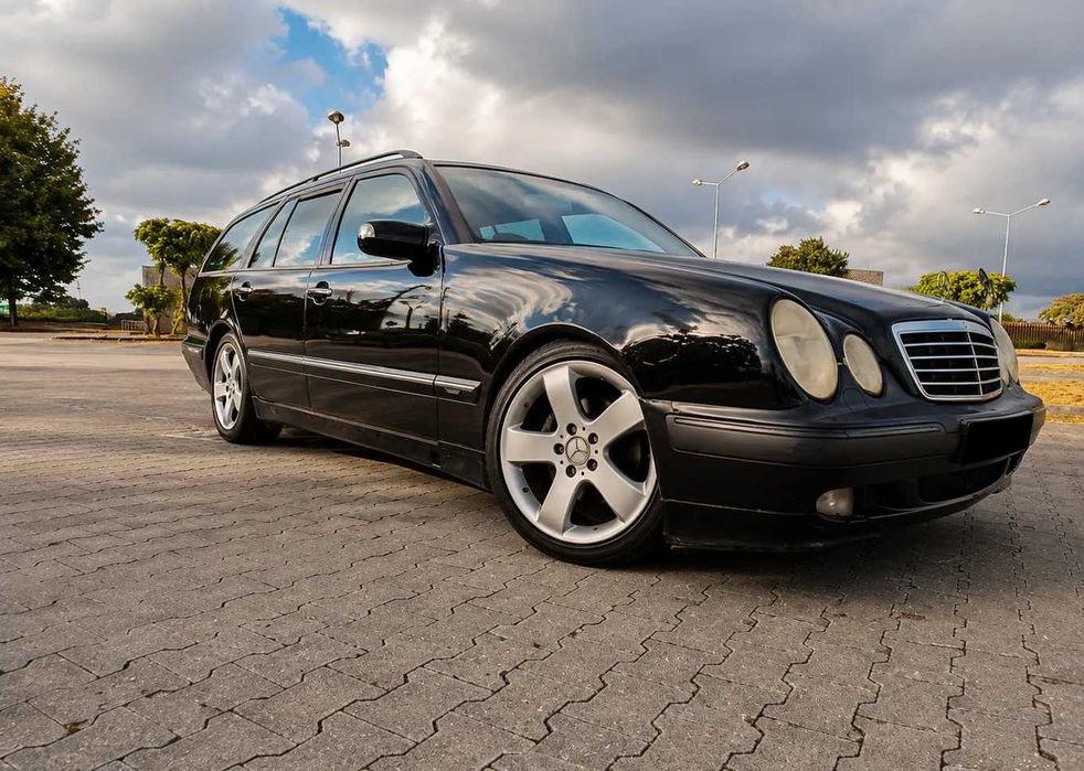 Mercedes-Benz E 270 CDI Avantgarde | 170cv | Automática | 7 Lugares | Nacional
