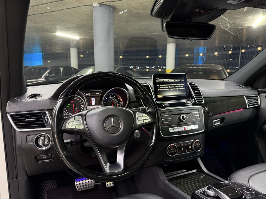 Mercedes-Benz GLE43 AMG