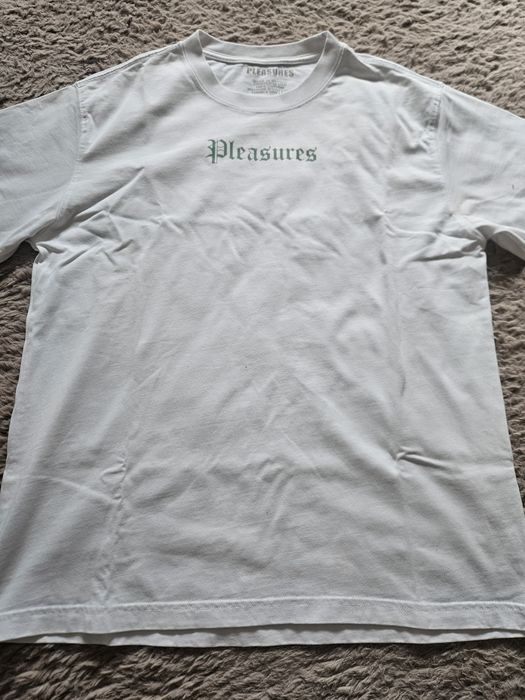 T-Shirt Pleasures (L)