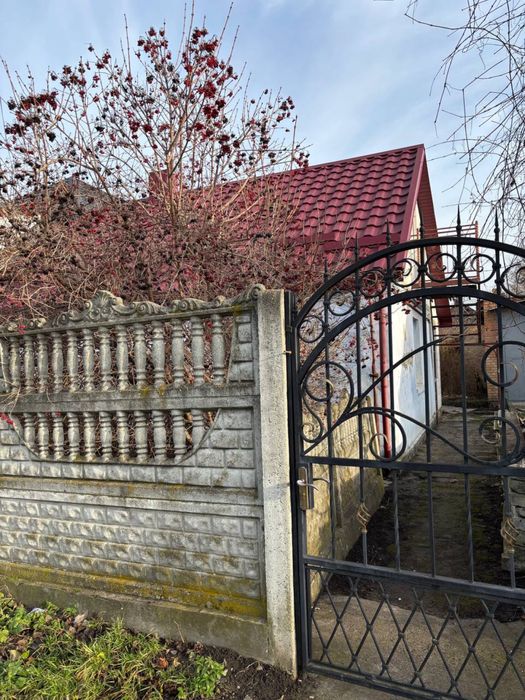 ПРОДАЖ 1/2 будинку м.Здолбунів