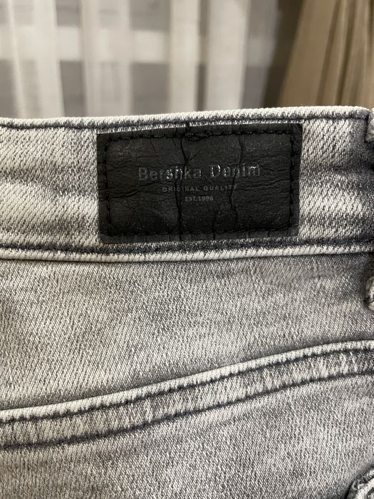 Жіночі джинси. «Skinny» Bershka 34-xs