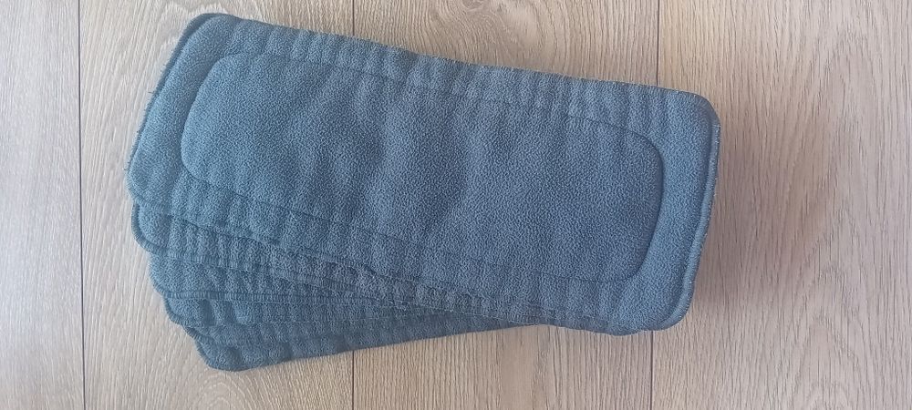 Zestaw 21 pieluch wielorazowych + 35 wkładów, bibułki - Bambiboo