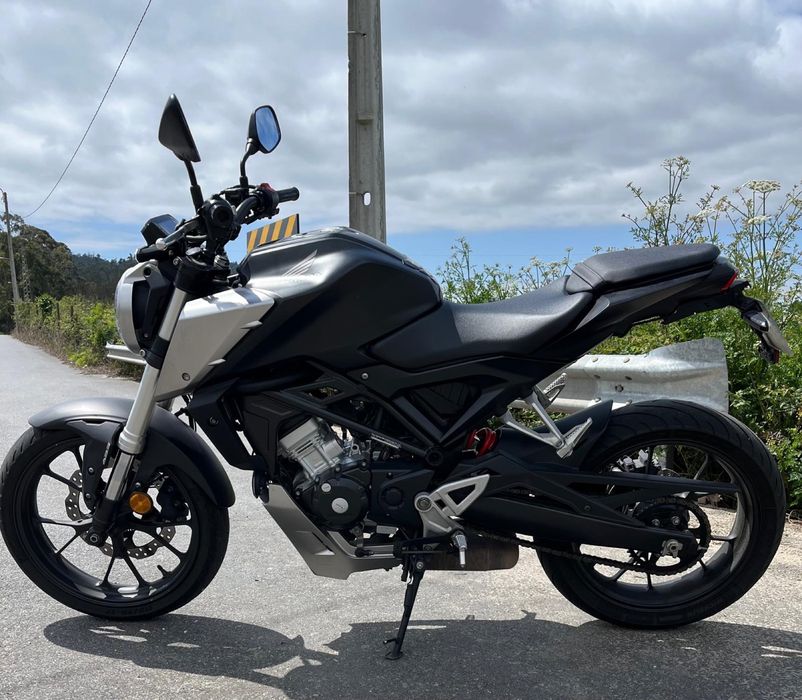 Honda cb 125 seminova