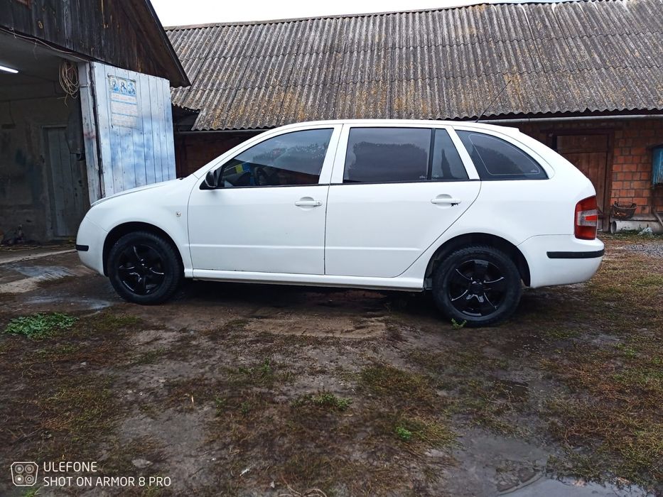 Шкода Фабіа 2004 рік 1.4 газ бензин